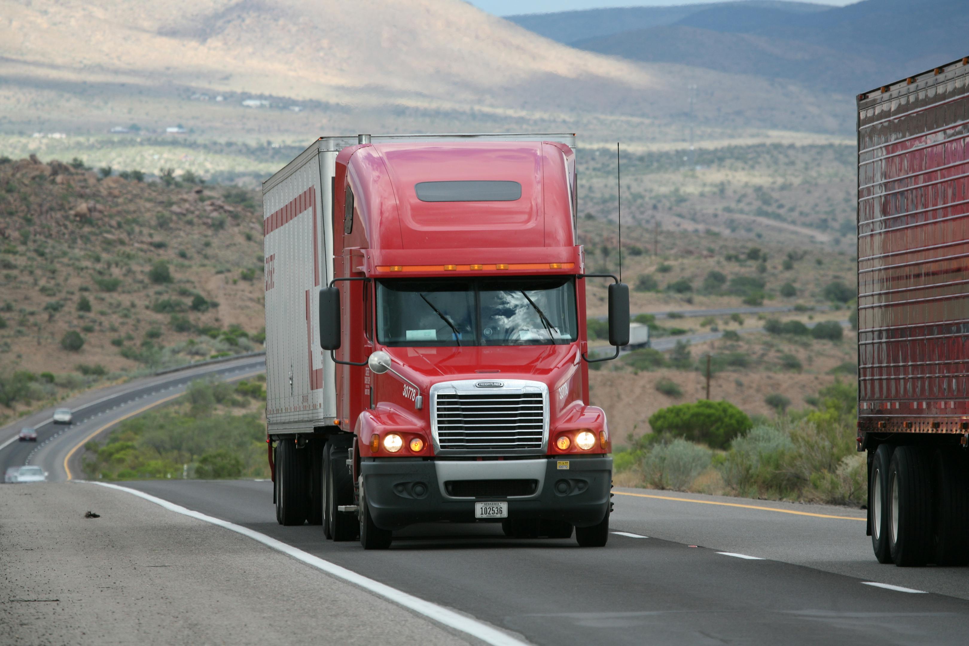 Commercial transport truck booking in Jaipur Commercial transport truck booking in Jaipur